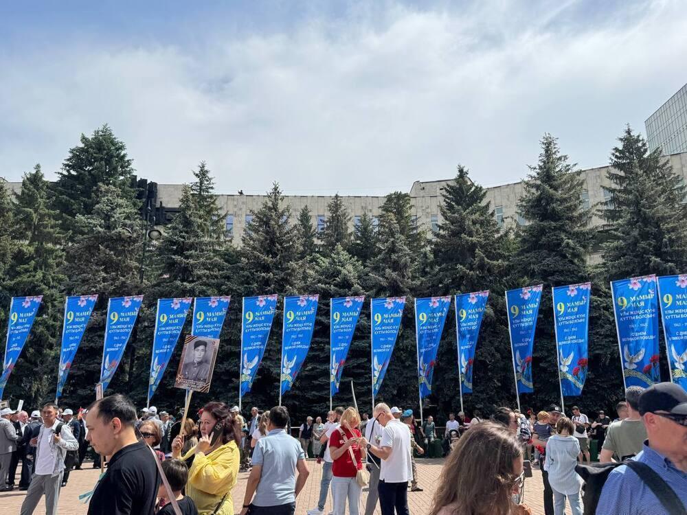 "Batyrlarğa tağzym - mäñgi zhadyymyzda" Campaign Held in Almaty. Images | Kazakhstan Today