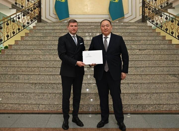 Moldovan Ambassador Presents Copies of Credentials at Kazakhstan’s Foreign Ministry