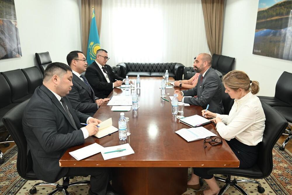 First Deputy Minister of Foreign Affairs of Kazakhstan received Ambassador of Canada