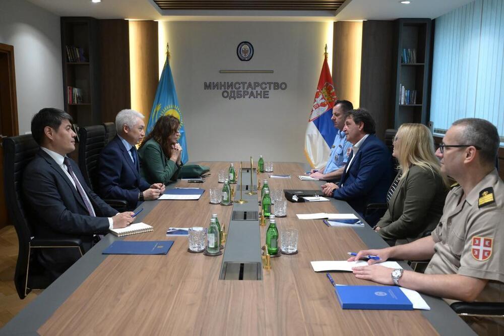 Defense Cooperation Issues Discussed in Belgrade