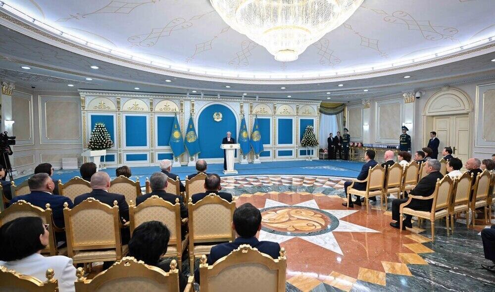 Тоқаев медицина қызметкерлерін кәсіби мерекелерімен құттықтады